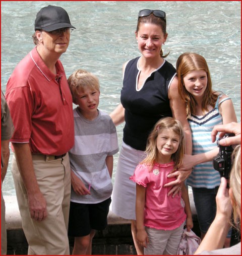 Bill Gates and family2