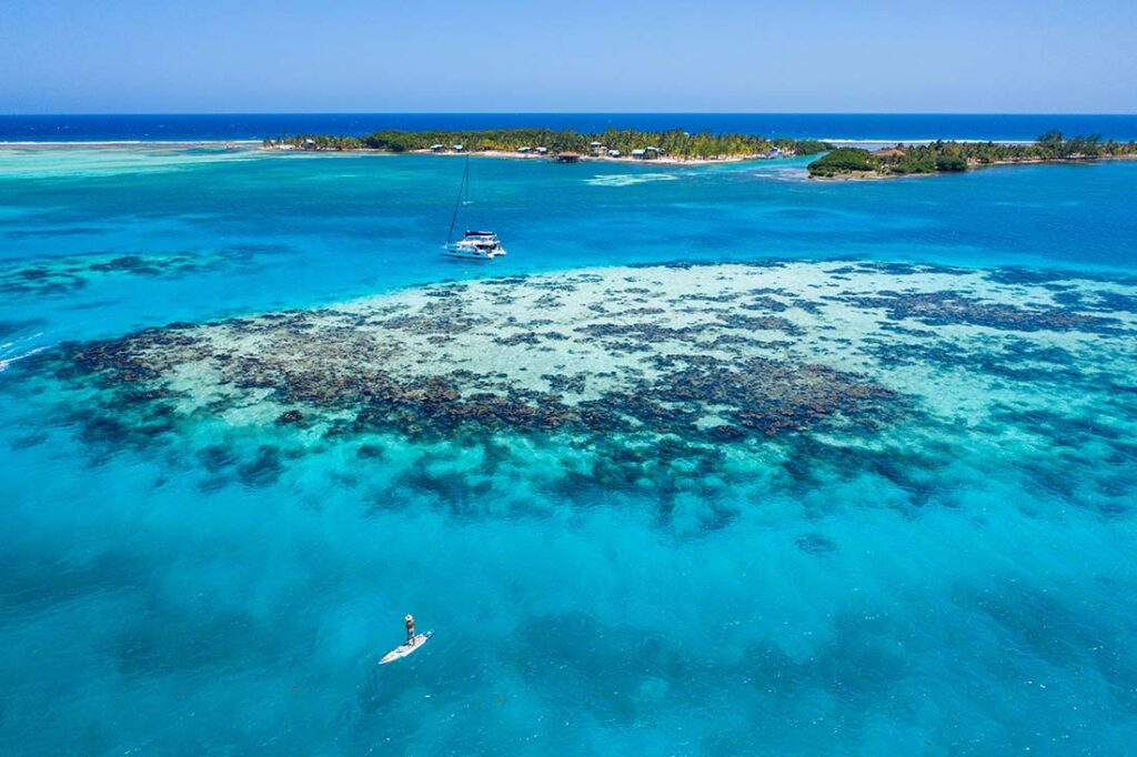 belize sailing vacations with paddleboarding and private islands