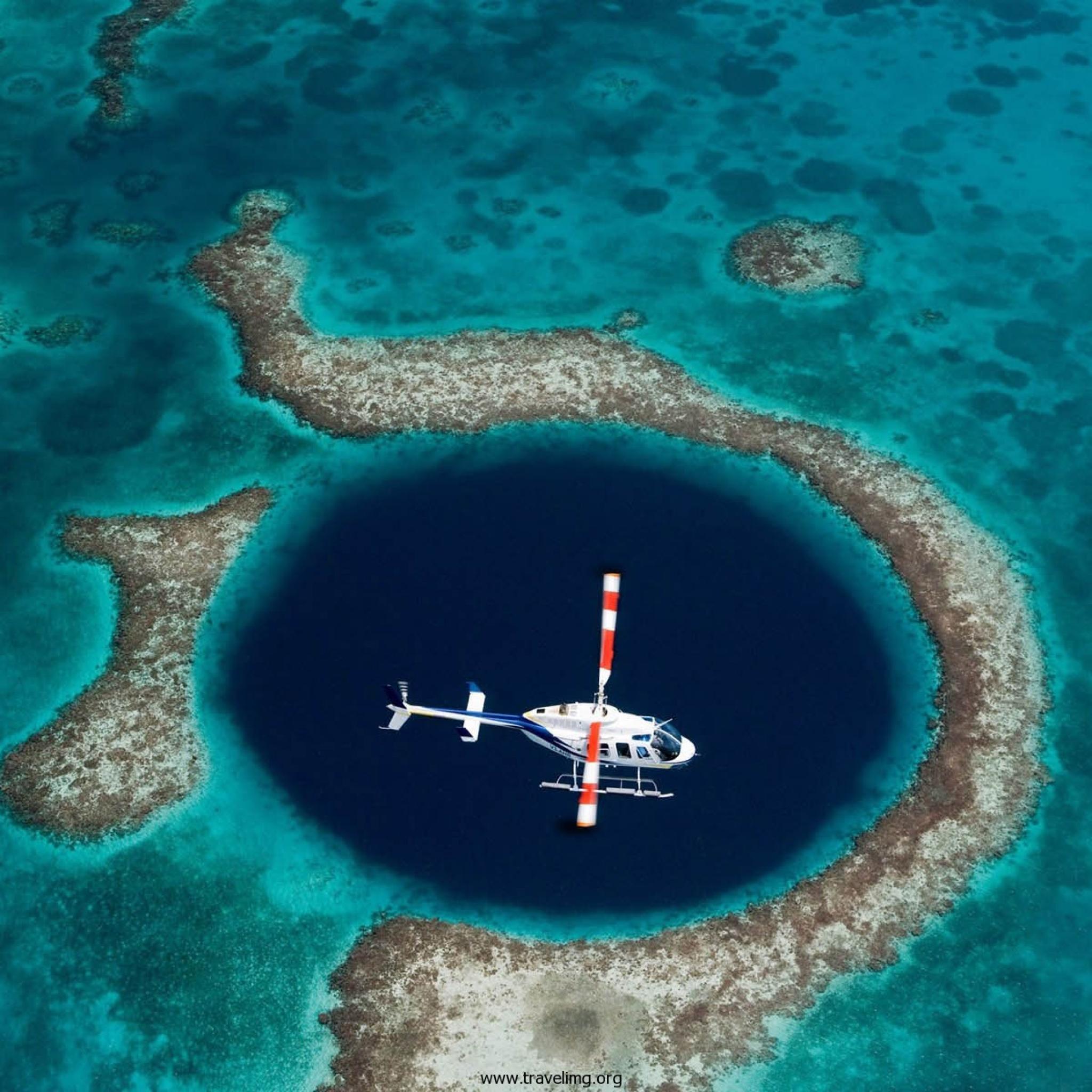 The-Great-Blue-Hole-Belize-