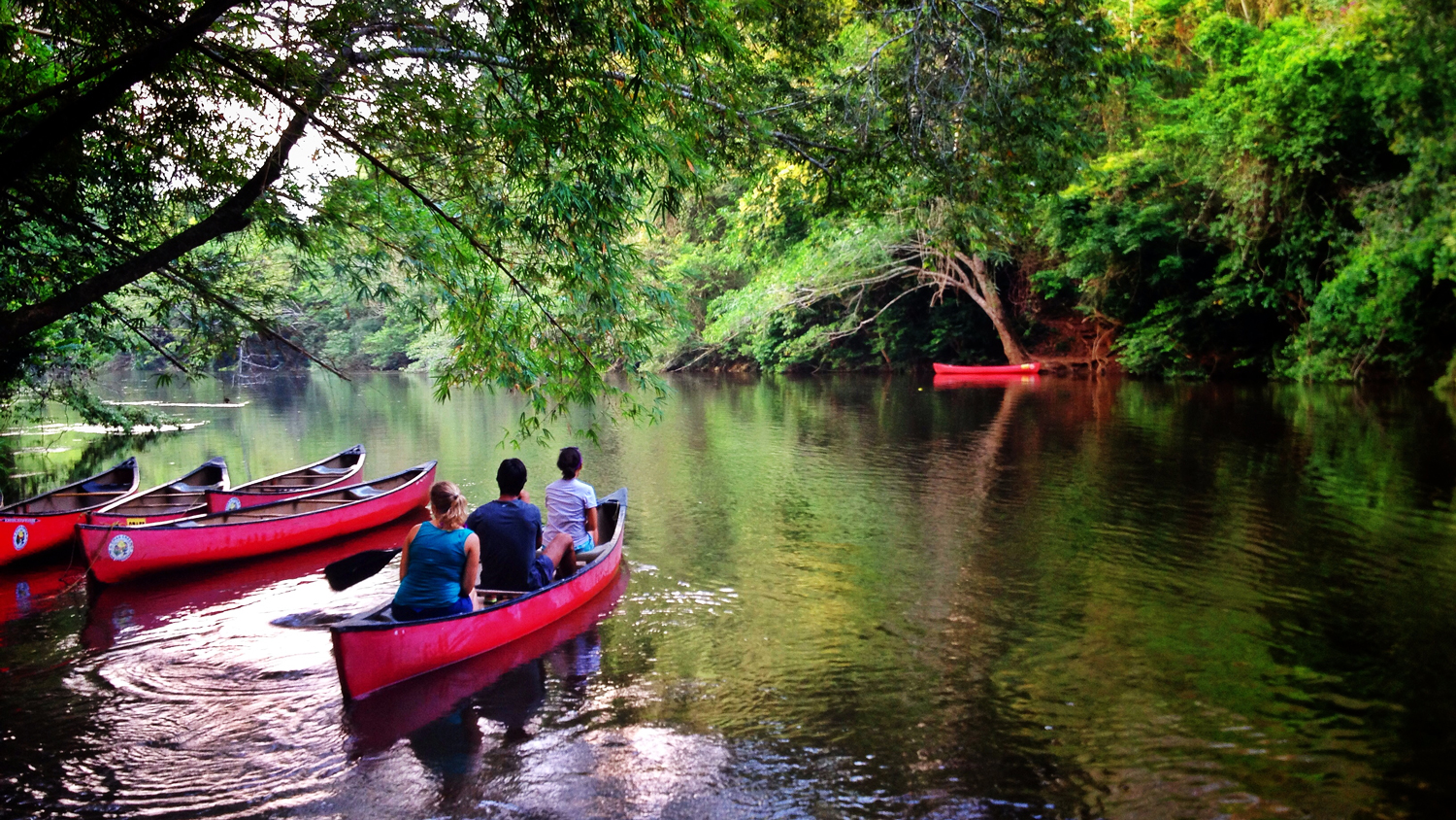 Canoeing-in-Belize-During-Summer