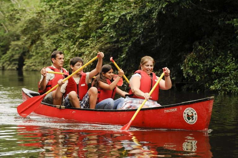 Belize-Family-Canoeing