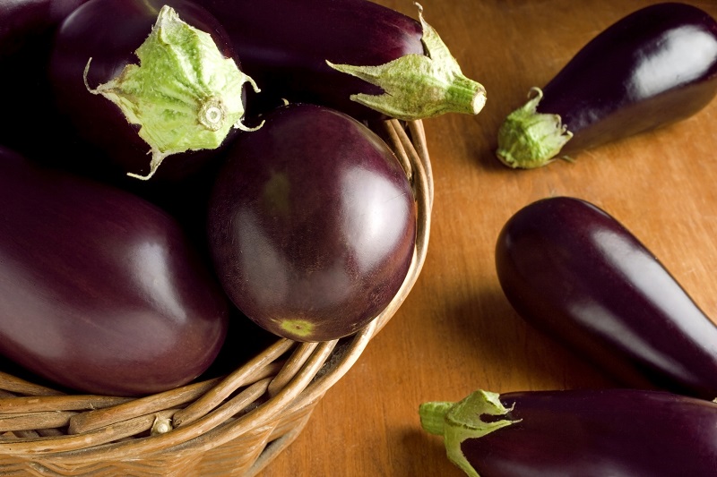 Belize-Vegetables-eggplant