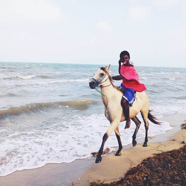 pictures-of-belize-horseback-riding-in-dangriga-town