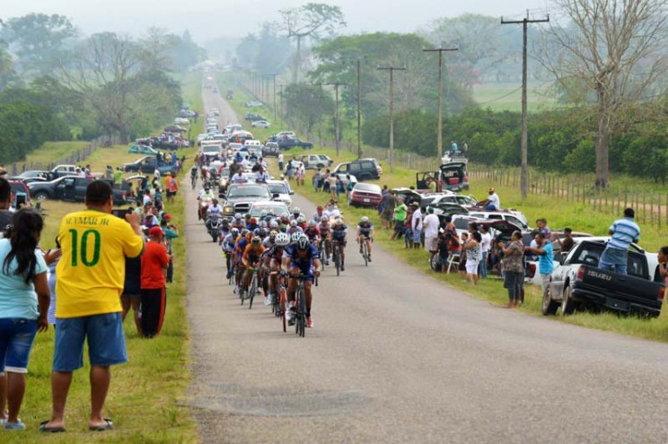 easter-in-belize-cross-country-cycling-race-on-easter-saturday-1