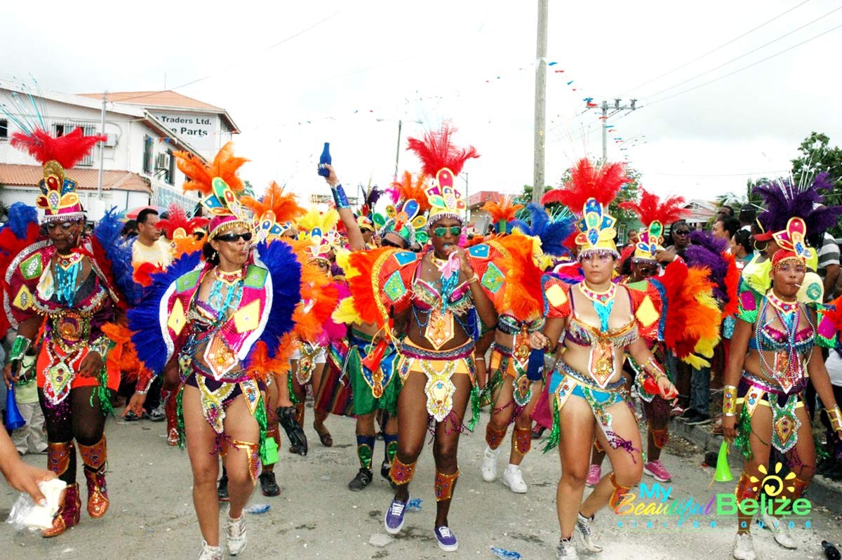 belize-in-september-celeberations-independence-chaa-creek