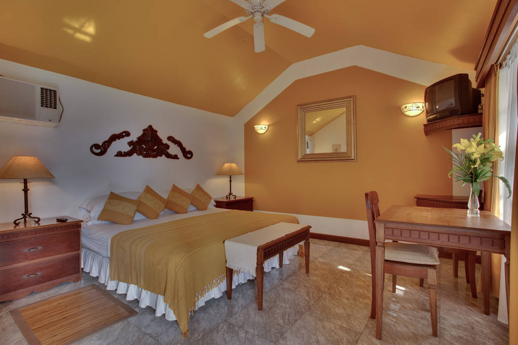 belize_hotels_best_accommodations_villa_boscardi_guide_chaa_creek