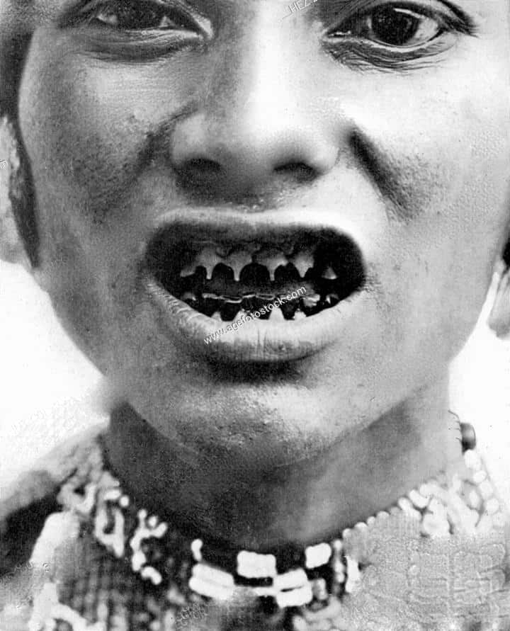 sharp teeth maya body modification facts