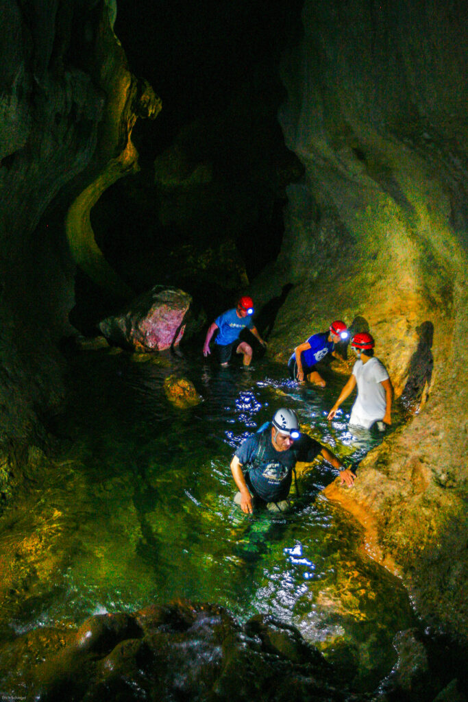 ATM cave belize Chaa Creek 